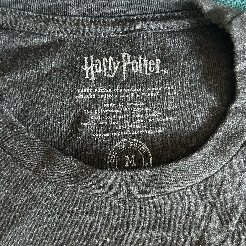 Harry Potter Goblet of Fire Shirt Out of Print Clothing Size M - Picture 4 of 4